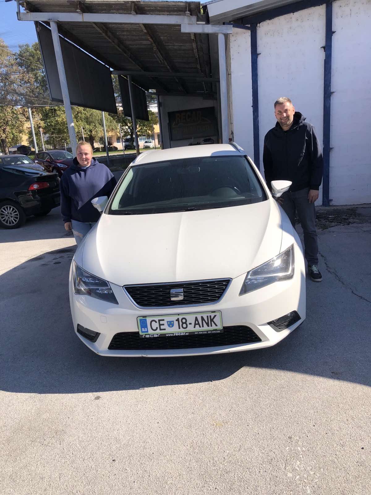 Zadovoljna stranka: Katja je izbrala Seat Leon