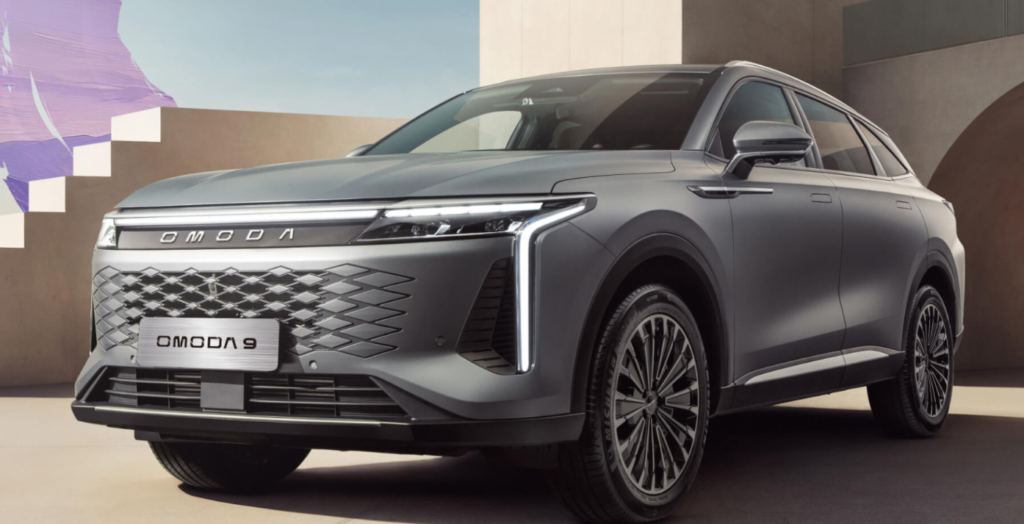 Omoda 9 večji SUV višjega razreda kitajske znamke Omoda